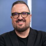 O diretor Rodrigo Carelli (Reprodução)